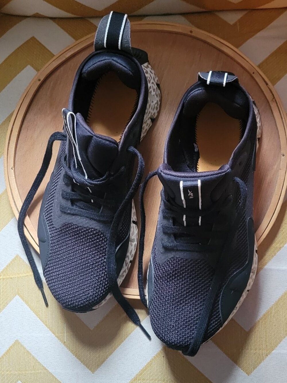Reebok Zig Dynamica Sneaker with Black Leopard Print Sole - Picture 5 of 10